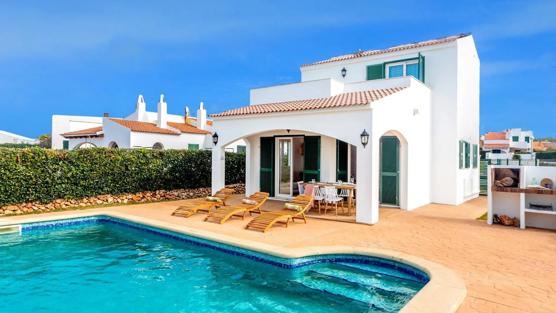 Villa Mara contacts